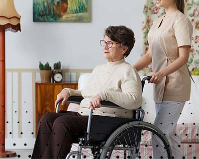 آسایشگاه سالمندان خصوصی گلبرگ، با اختصاص به مراقبت حرفه‌ای و محیطی دلپذیر، به سالمندان احترام و توجهی ویژه ارائه می‌دهد.