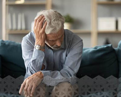 بیماری‌هایی همچون فشار خون بالا، دیابت، و بیماری‌های قلبی-عروقی از جمله عواملی هستند که می‌توانند ضعف و بی‌حالی در سالمندان را افزایش دهند.